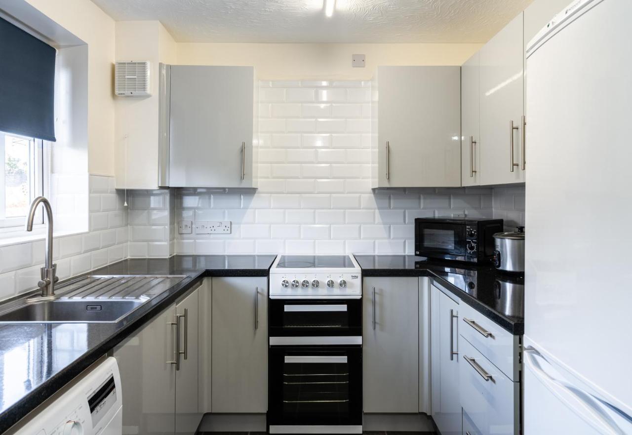 Modern 2 Bed House- Free Parking And Close To The Centre Bristol Exterior foto