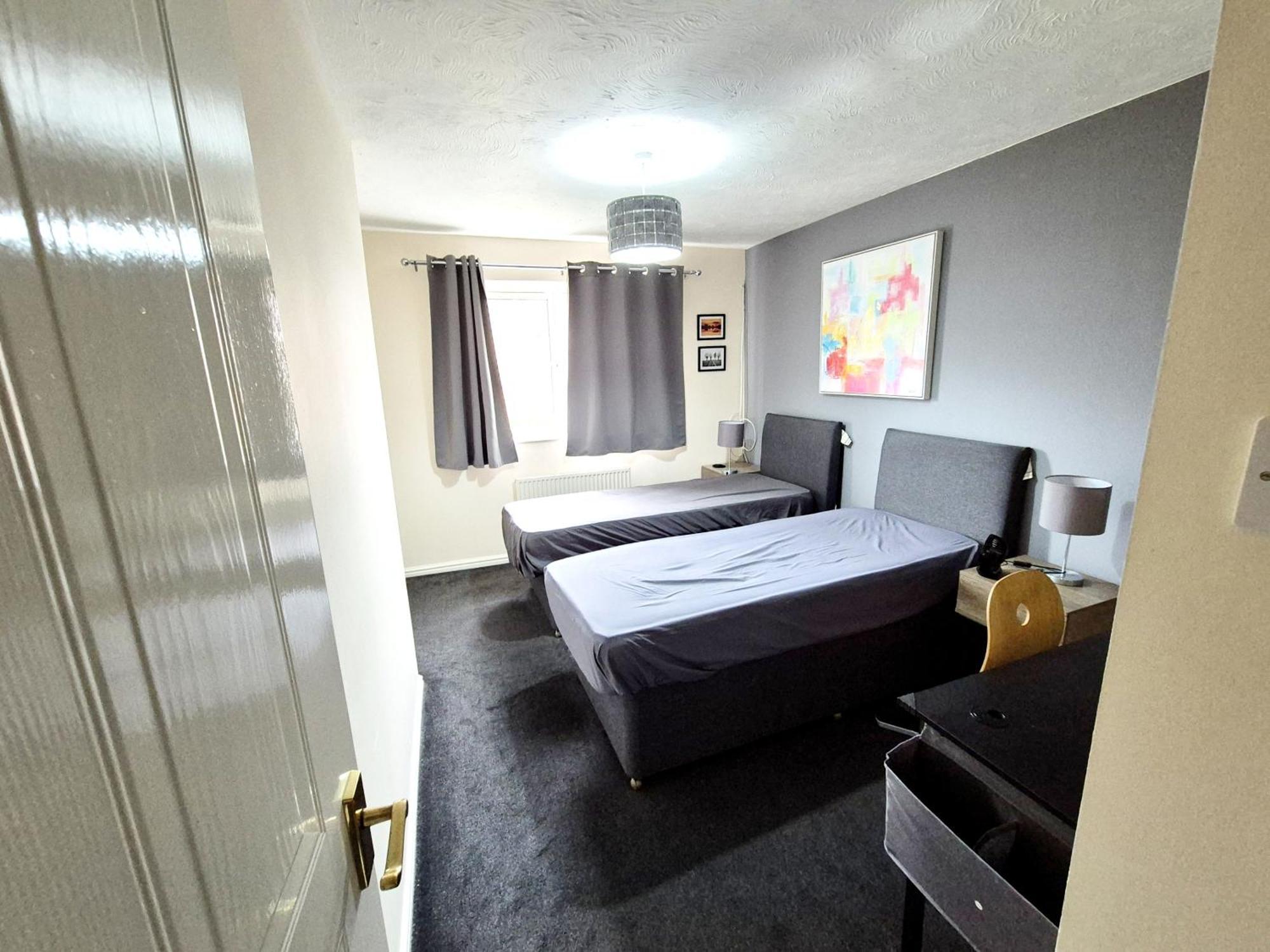 Modern 2 Bed House- Free Parking And Close To The Centre Bristol Exterior foto